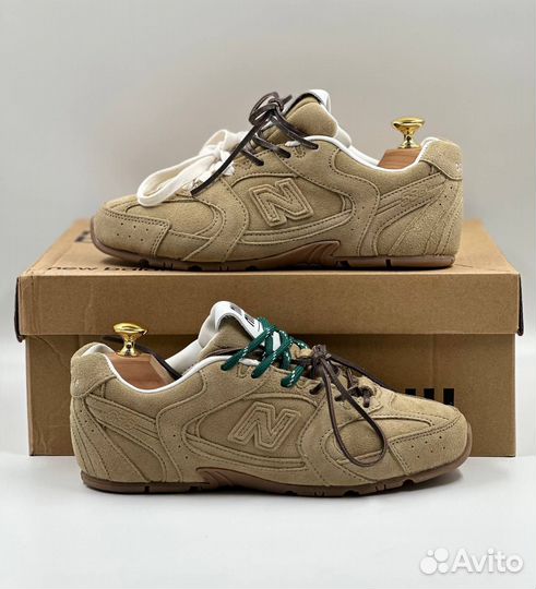 Кроссовки женские New Balance & Miu Miu люкс новые