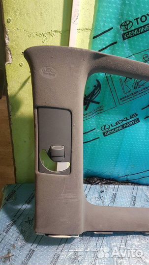 Обшивка багажника правая Lexus Gx470 2002-2009