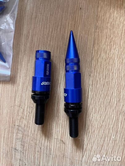 Колесные болты