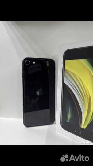 iPhone SE, 64 ГБ