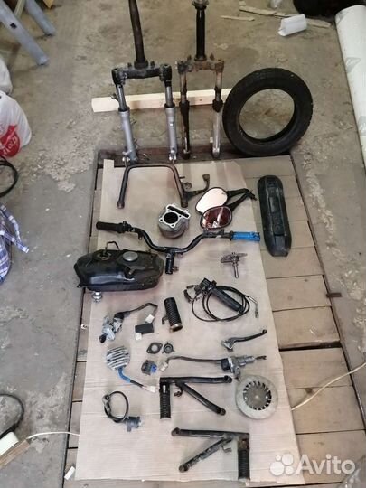 Зачасти для скутера