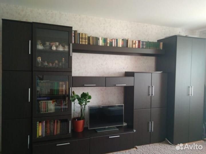 Стенка в гостиную