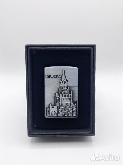 Газовая зажигалка Zippo 