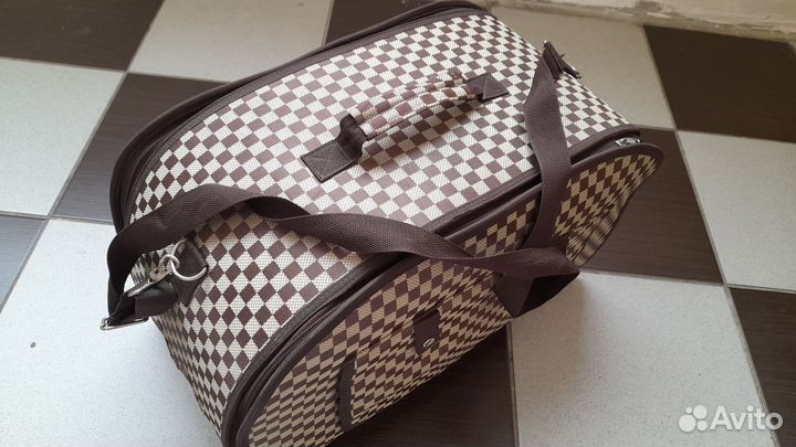 Сумка переноска для маленьких собак плюс лежанка