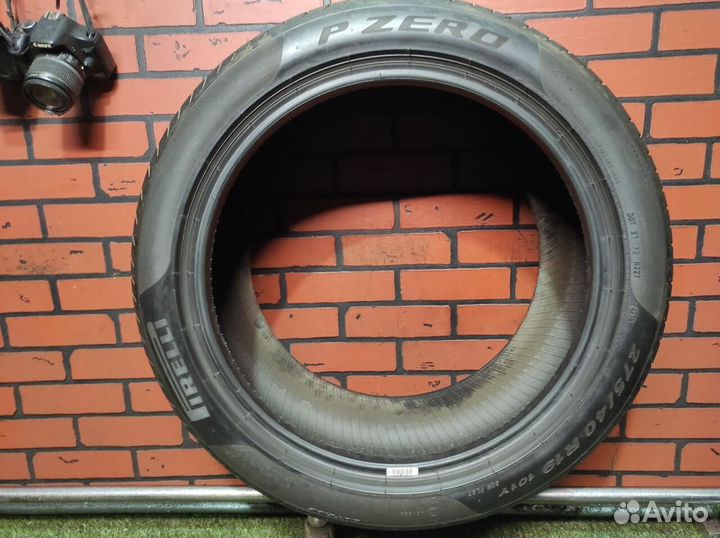 Pirelli P Zero 275/40 R19 101Y