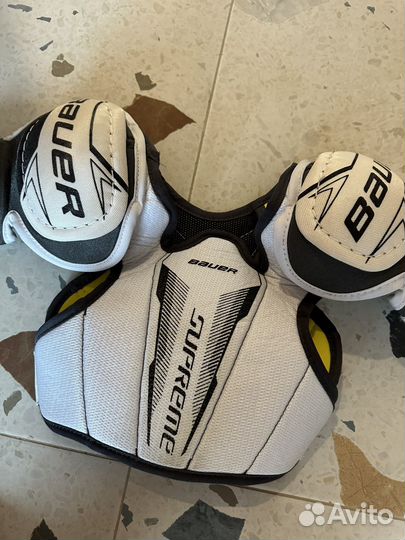 Нагрудник хоккейный bauer