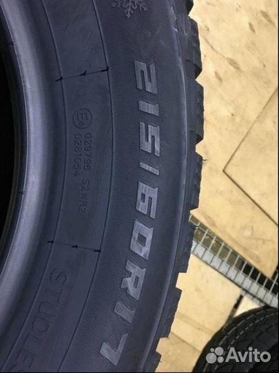 Windforce Snowblazer 215/60 R17 96H