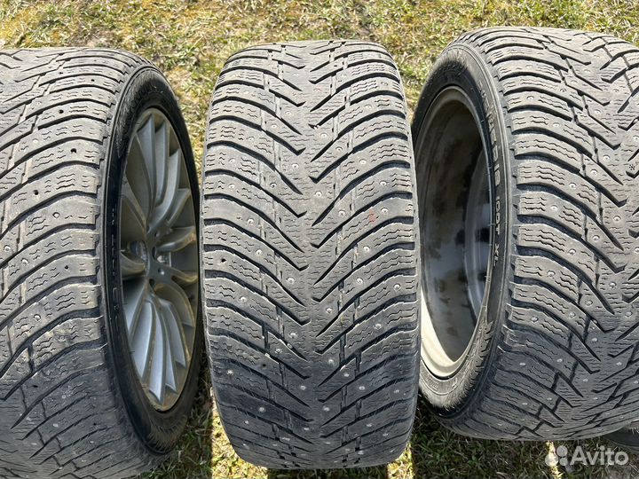 Nokian Tyres Hakkapeliitta 8 245/45 R18