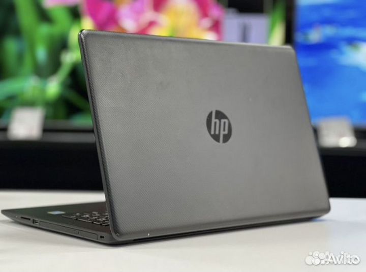 Шустрый ноут HP 17.3