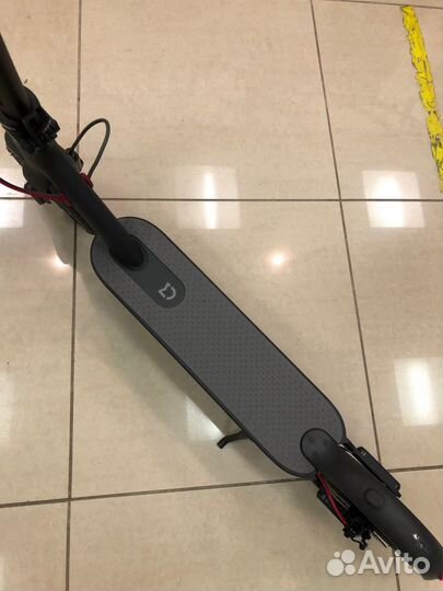 Электросамокат Xiaomi Mi Electric Scooter 1S