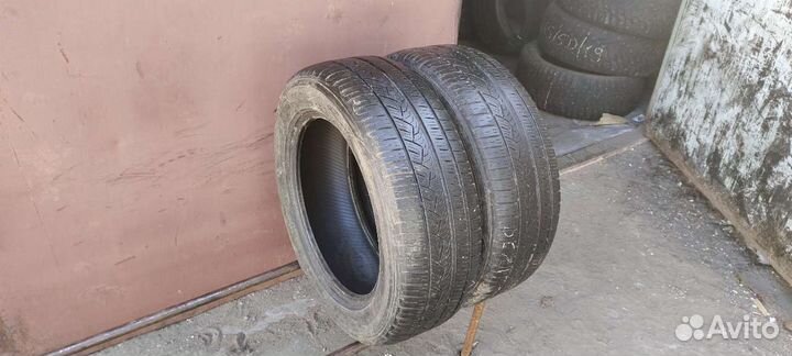 Nitto NT421Q 215/60 R17