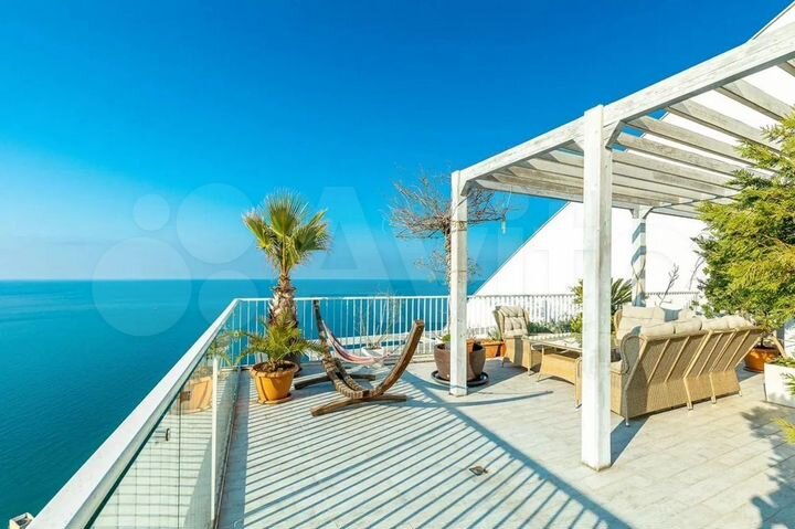 3-к. квартира, 160 м², 20/24 эт.