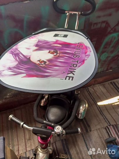 Трехколесный велосипед