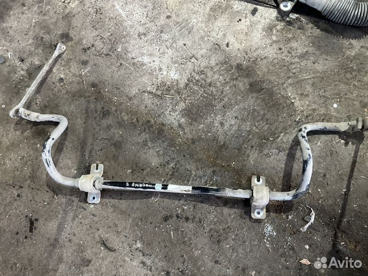 Подрамник передний Renault Megane 3 меган