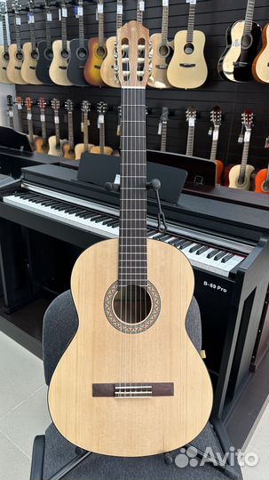 Гитара Yamaha C40M