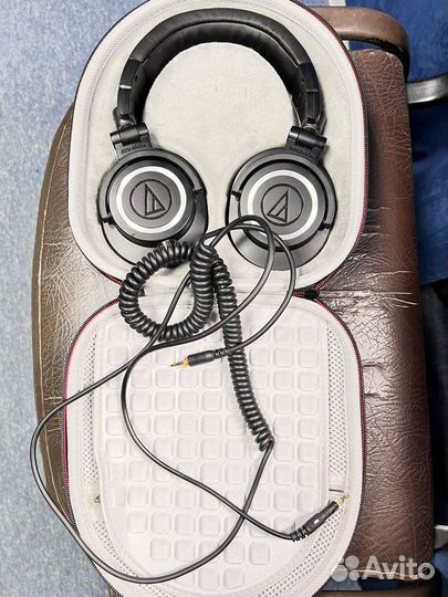 Наушники Audio-Technica ATH-M50x