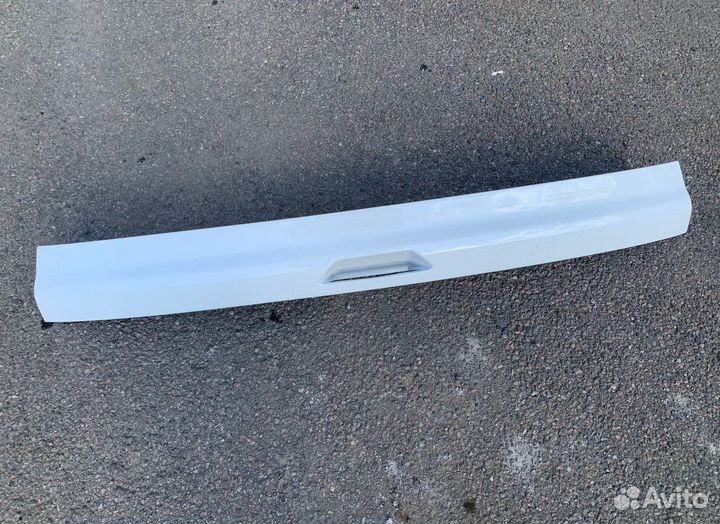 Накладка двери багажника Kuga 2