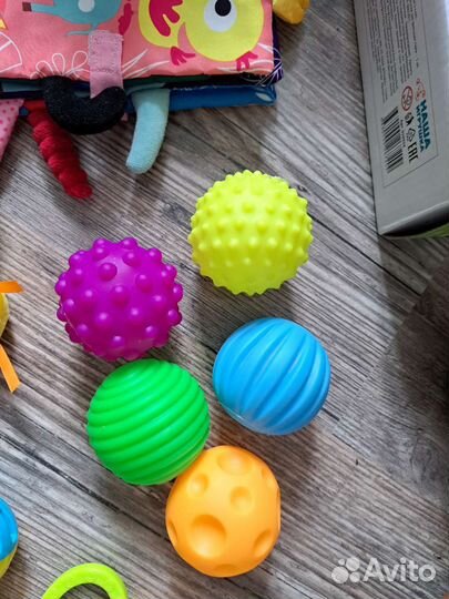 Развивающие игрушки. Книжка и мягкая змейка