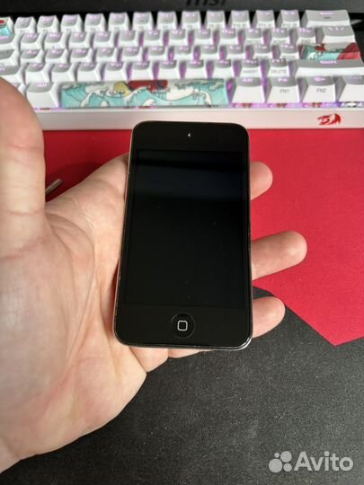 iPod touch 4 64гб