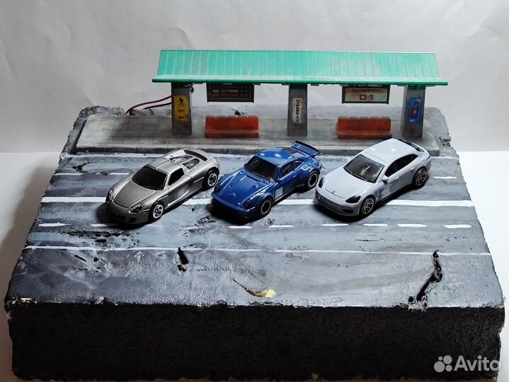 Hot wheels Porshe custom/диорама