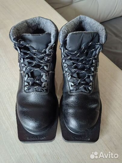 Лыжные ботинки 36 размер