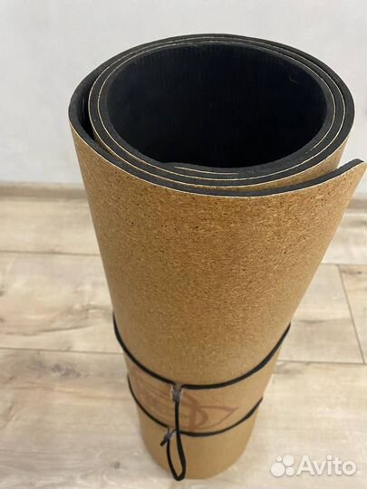 Коврик для йоги и фитнеса. Пробка+каучук,68х183