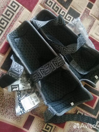 Наколенники мото