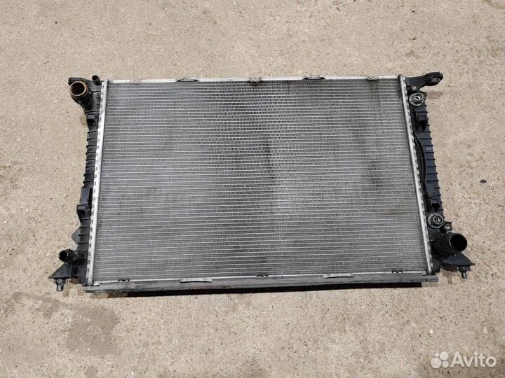 Радиатор основной Audi Q5 8R 2012 8K0121251AA