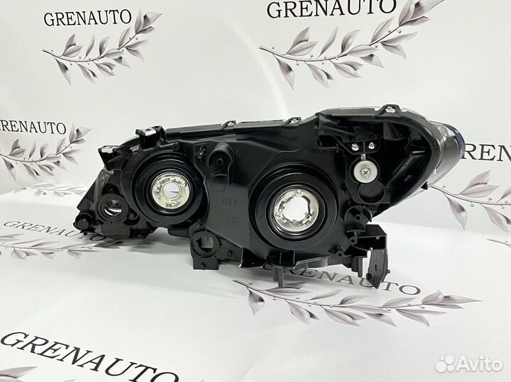 Фара правая галоген Honda Civic 8 4D дорест 06-09