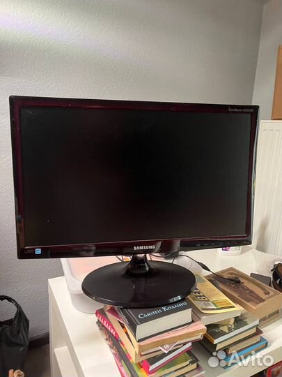 Монитор Samsung 21.5