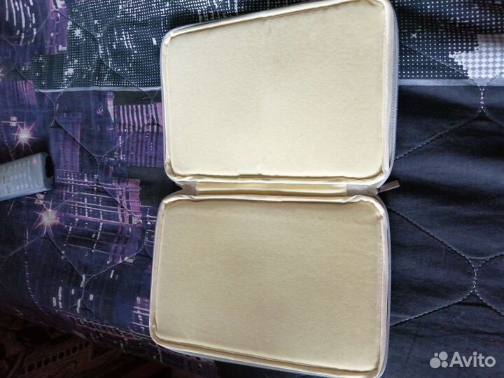 Чехол для планшета