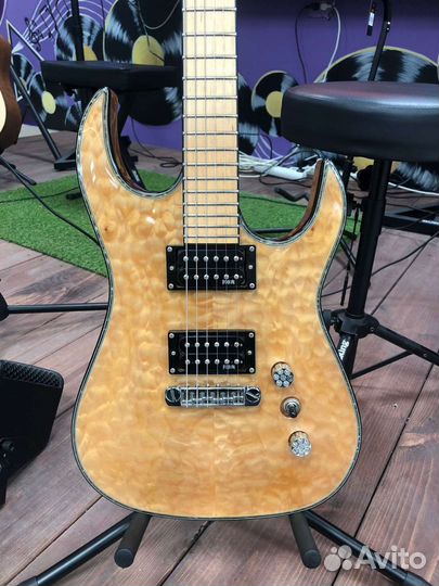 B.C. Rich Zoltan Bathory