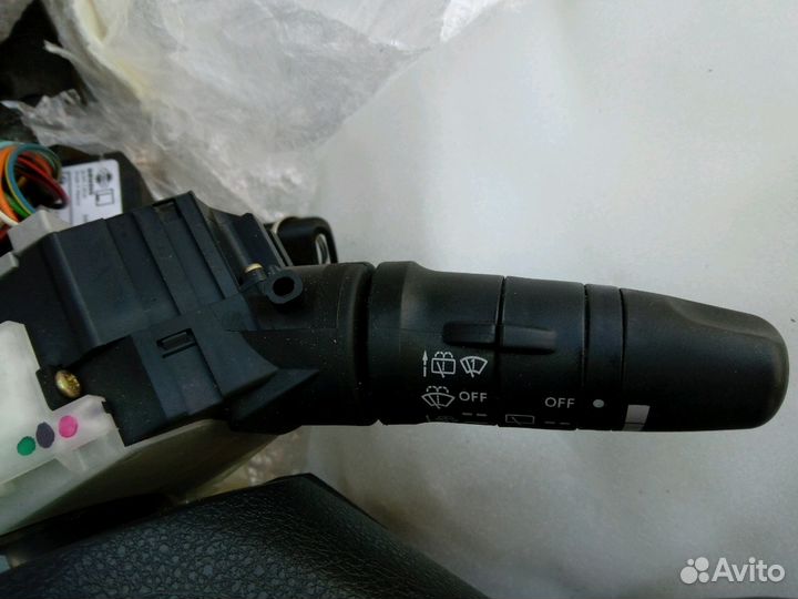 Переключатели подрулевые Nissan Almera N16 2002-06