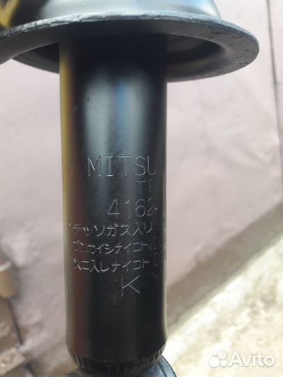 Амортизаторы задней подвески