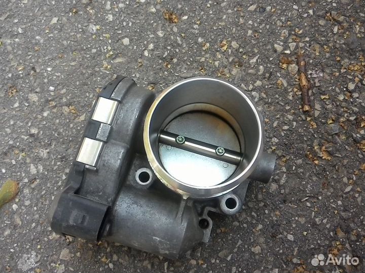 Дроссельная заслонка Audi Q7 4L 4.2 BAR / Touareg