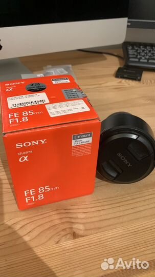 Sony FE 85mm f/1.8