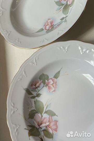 Фарфоровые тарелки