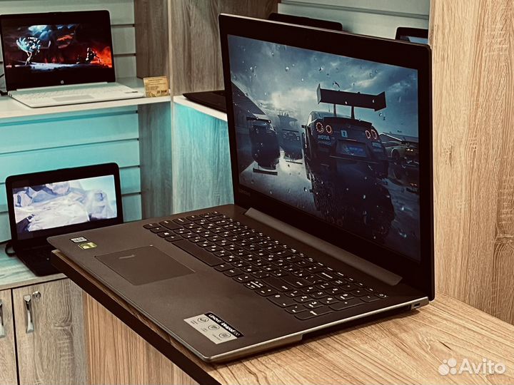 Идеальный вариант для игр или офиса. Lenovo