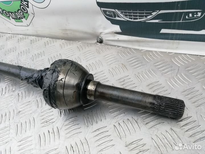 Полуось передняя левая Nissan Patrol K160 / K260