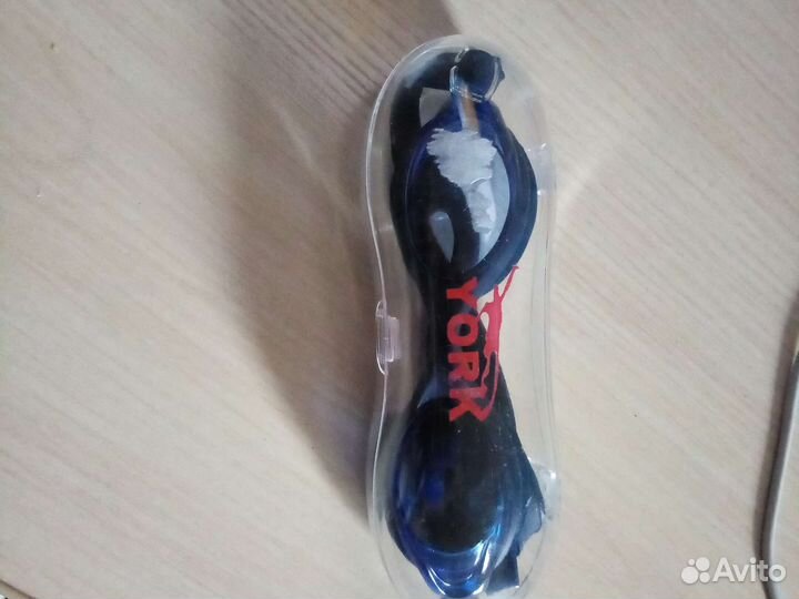 Очки для плавания