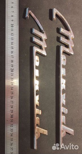 Эмблема на Москвич