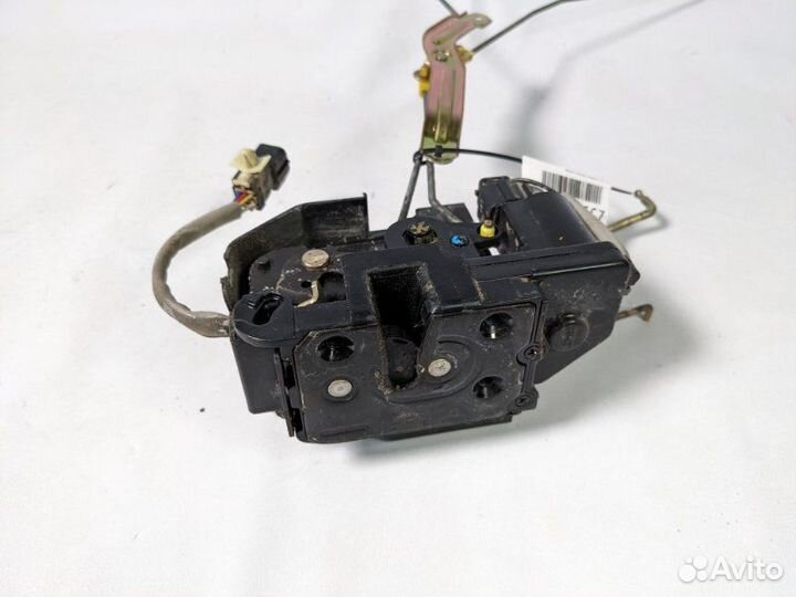 Замок двери передний правый Hyundai Getz G4EA 2005