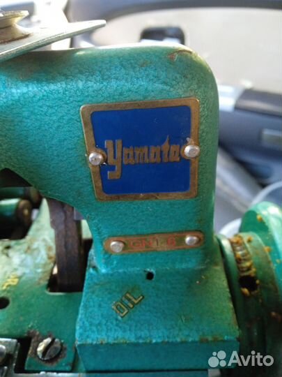 Швейная машинка оверлок