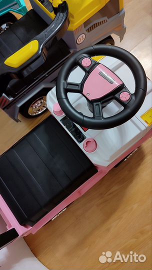 Детская машинка каталка truck с ручкой новая
