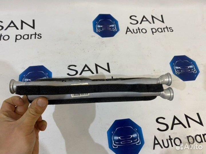 Радиатор отопителя Bmw 5 F10 N52B30AF 2010