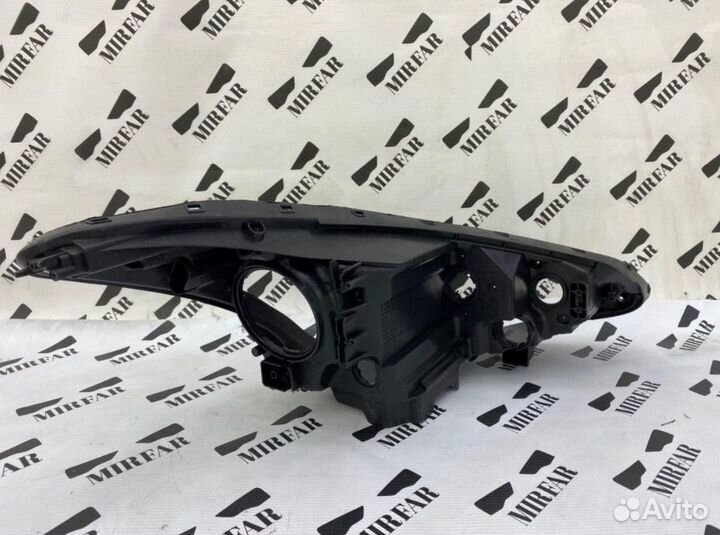 Новый корпус фары KIA Sportage 4 2015-н.в. xenon