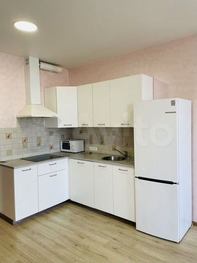2-к. квартира, 63 м², 9/18 эт.