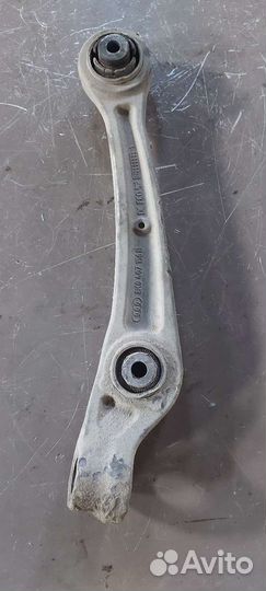 Рычаг передний правый нижний на Audi A5