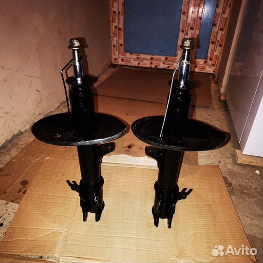 Амортизаторы передние на лексус Rx300