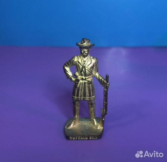 Киндер сюрприз Солдаты 1994г железные